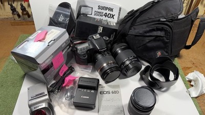 Canon Eos 60D with 28-80mm 18-135mm and Tamron 18-270mm lens flash 2 batteries