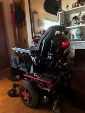 Quantum Q6 Edge 3 Stretto Power Wheelchair Pre-owned ILEVEL & Tilt