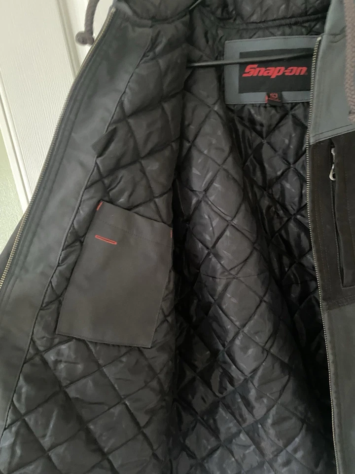 Snap-On Tools Two Toned Black And Grey Heavy Hooded Winter Jacket Zip-Up, Large - Image 3 of 4