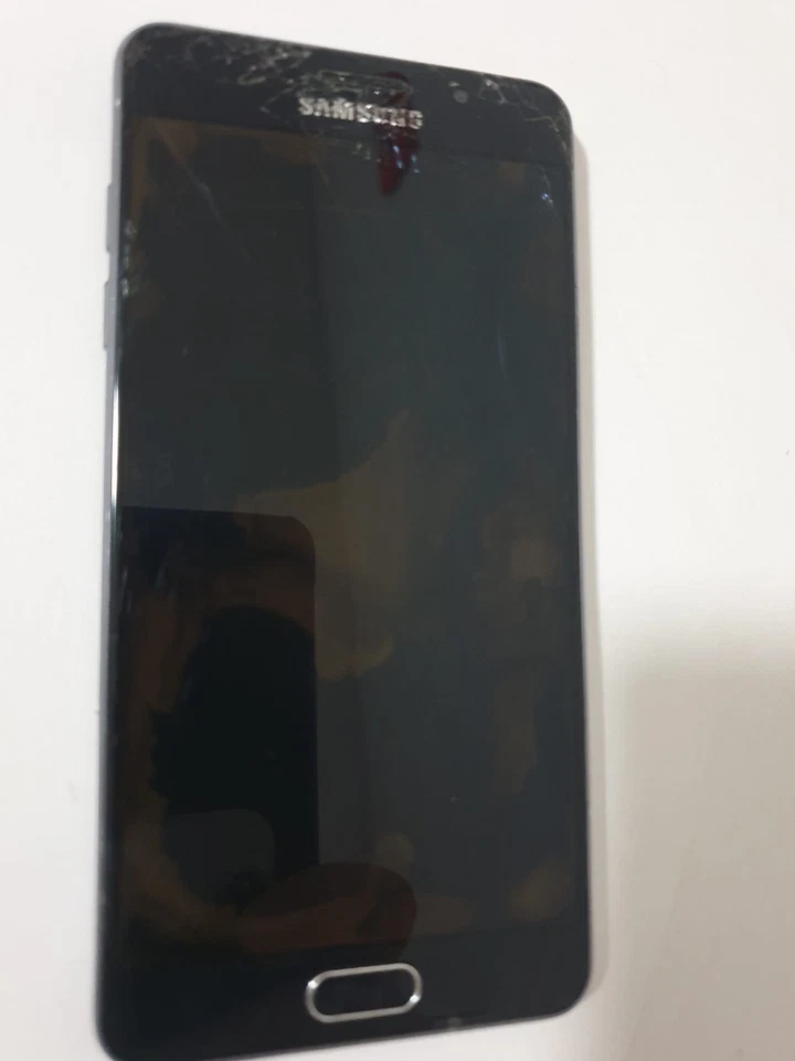 Samsung Galaxy A5 (2016)  - 16GB  Defect - Bild 3 von 3