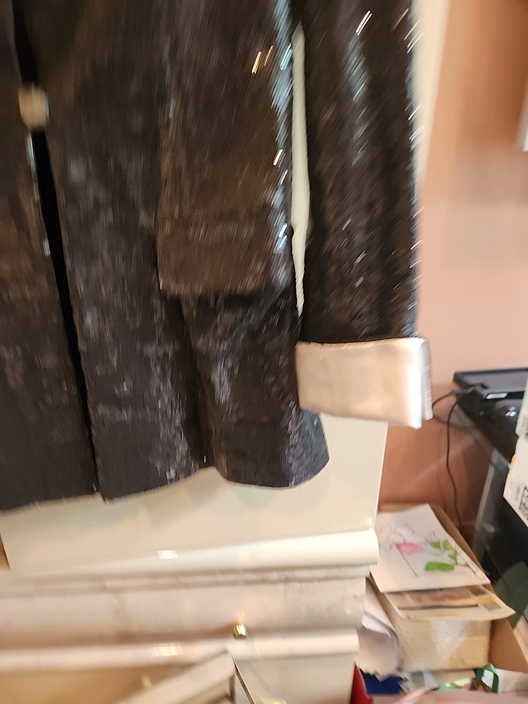 Giacca Chanel paillettes nere con polsini panna Made in France taglia 36