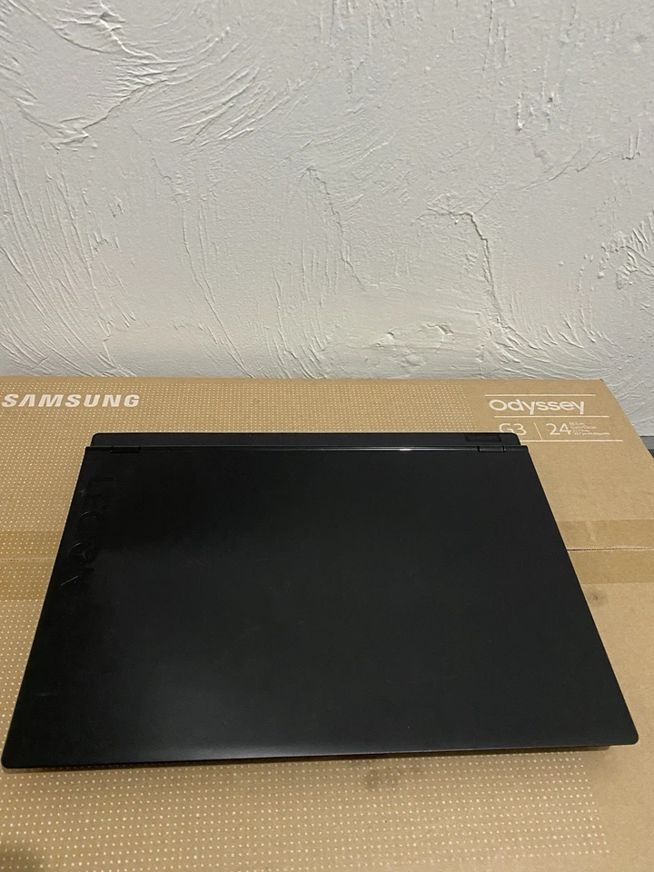Lenovo Legion Y530-15ICH i7-8750H 2.2GHz,16GB RAM, 500GB NVMe,GTX1050 Ti Foto 3 de 4