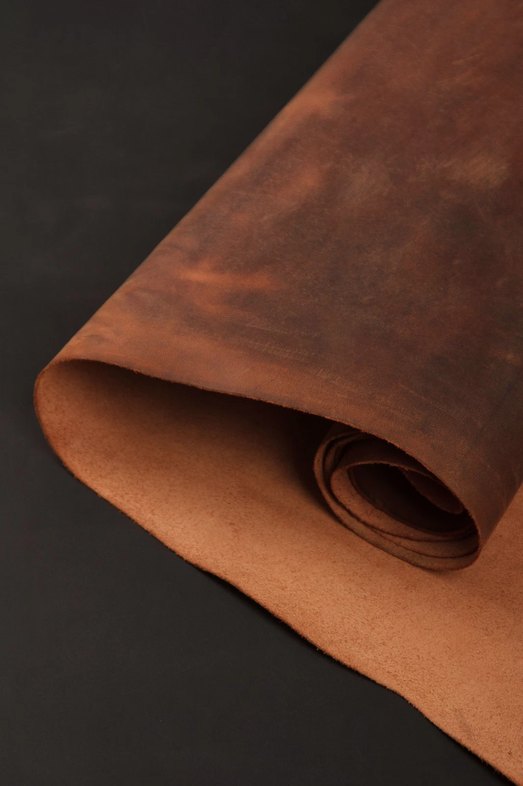 Premium Soft Brown Full Grain Leather Hide 2m² (22 sq ft) – 1.8mm/4oz Veg Tanned