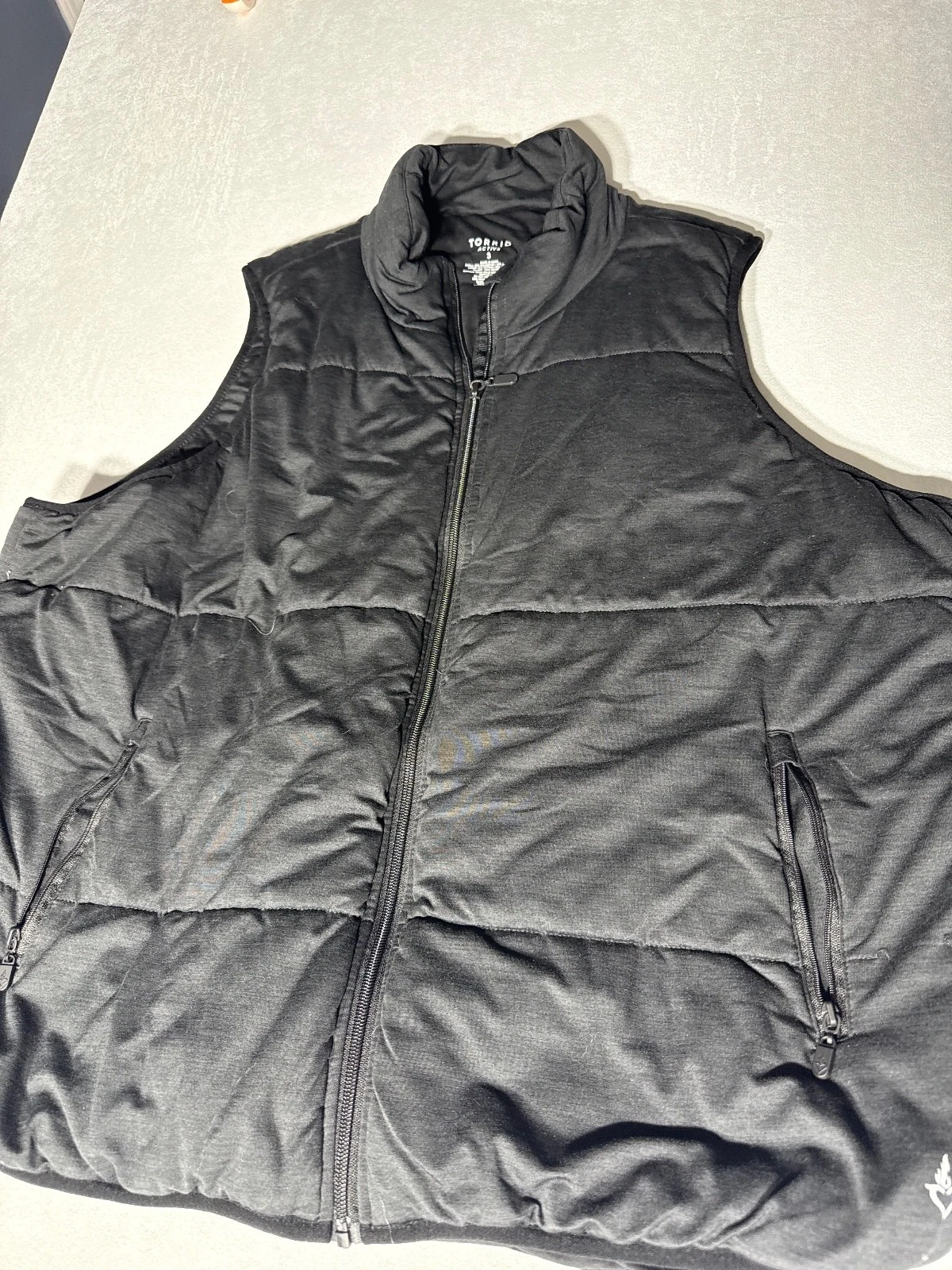 Torrid Active Black Puffer Vest Size 3X(381) - product detail image 1