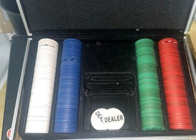 Poker Chip Set w/ Case, White Blue Green Red Chips & Dealer Button