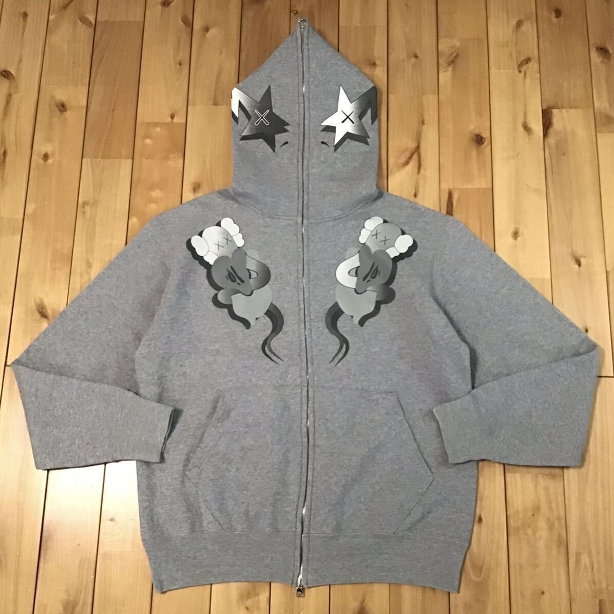 KAWS BAPE STA パーカー カウズ a bathing ape KAWS × BAPE STA bendy full zip hoodie a bathing ape star Gray Size