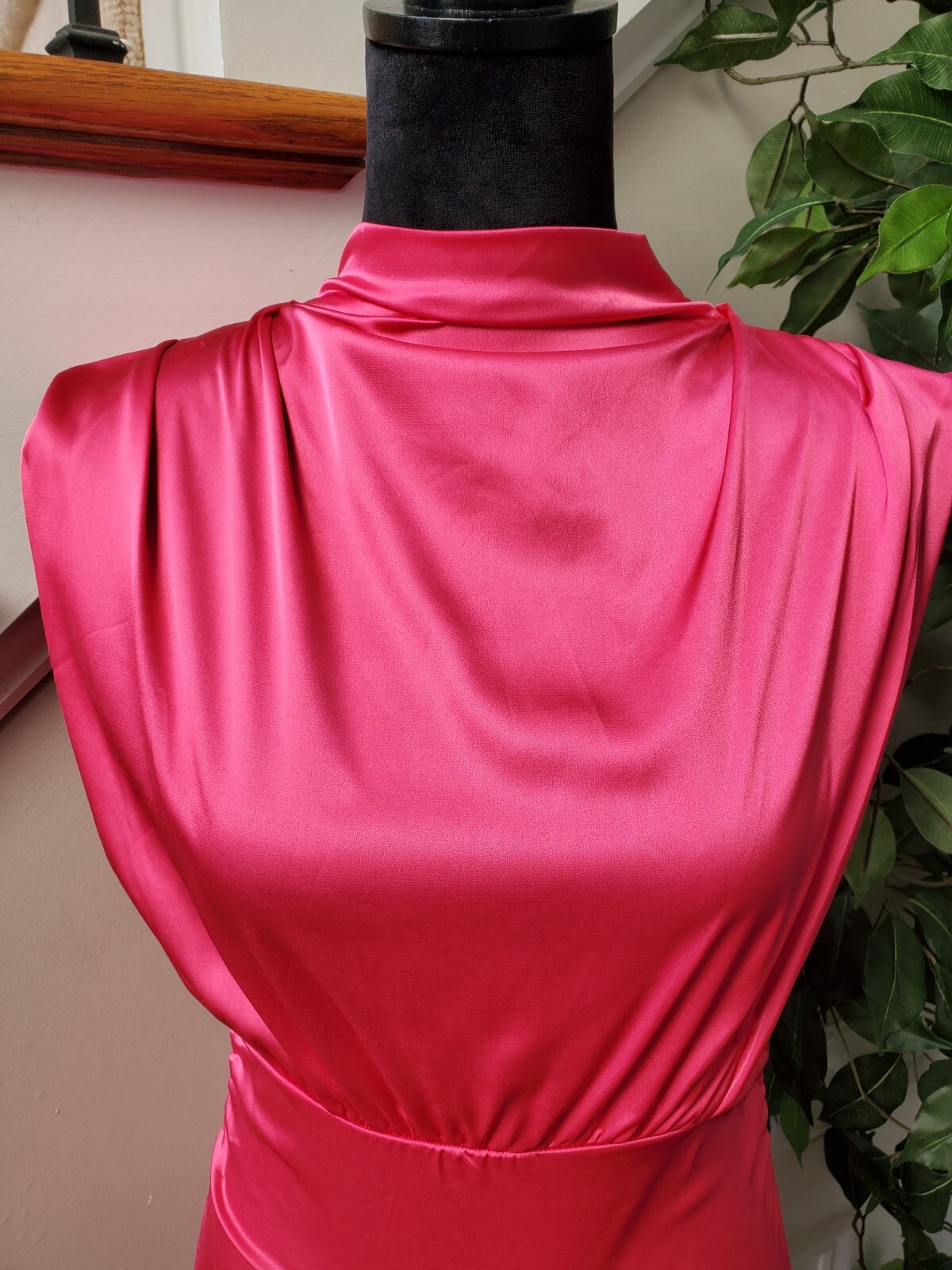 Pink Women's Solid Polyester Mock Neck Sleeveless… - image 5