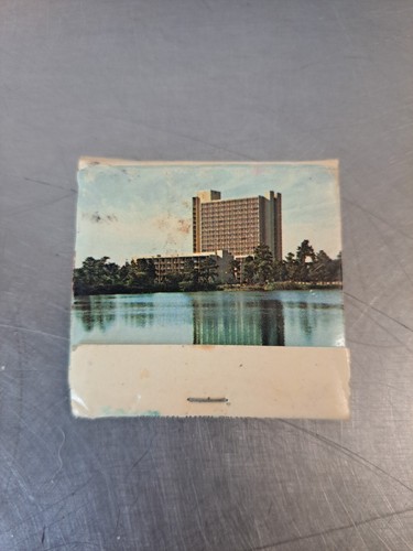 Dutch Inn Resort Hotel Walt Disney World - Unstruck Matchbook - Picture 2 of 3