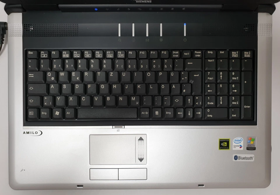 Fujitsu Siemens Amilo Windows XP Notebook 120GB 2GB Laptop 17" Retro DVD-RW - Image 3 of 4