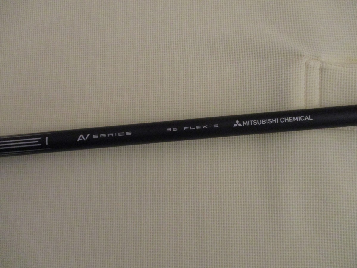 Manche De Driver Mitsubishi Tensei AV Series Noir 65, Rigid, Avec Embout Titleist 917/910/TSi/TSr, Neuf