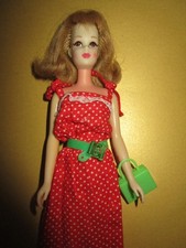 B2092)ALTE DUNKELBLONDE VINTAGE BARBIE  FRANCIE MATTEL JAPAN MATTEL VINTAGEKLEID