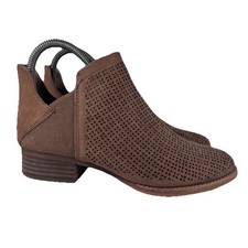 Vince Camuto Celena Perforated Tan Suede Ankle Booties Women's Size 6.5