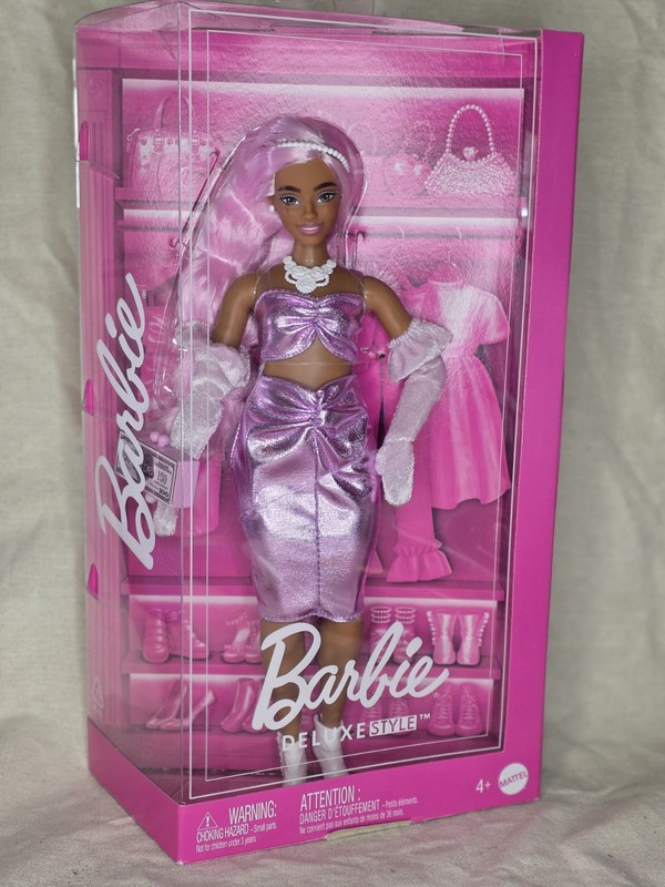 Barbie Deluxe Style.  Brand New In Original Packaging