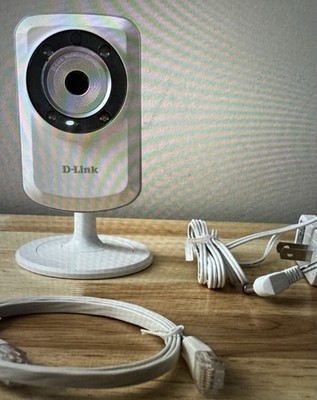 D-Link Day & Night Wi-Fi Security Cameras DCS-933L/RE w/ Power Adapter & Cables