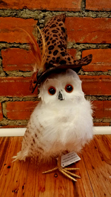 White Feathered Owl Halloween Figurine Leopard Witch Hat 14  NWT