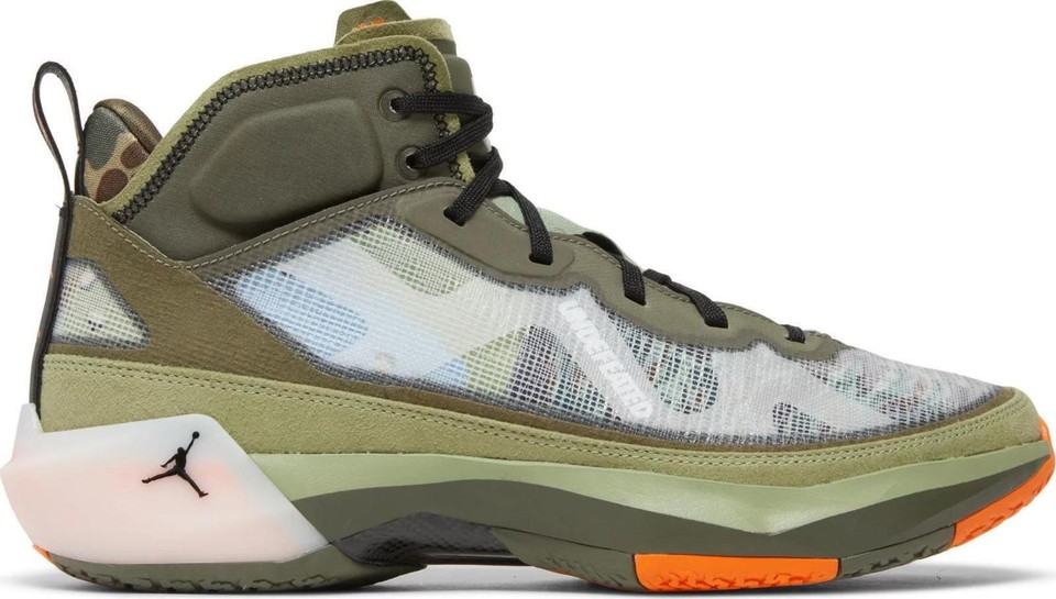 ☆JORDAN FLIGHT コート☆ Who Decides War x Nike Jordan Flight Court “Téla”が国内12月7