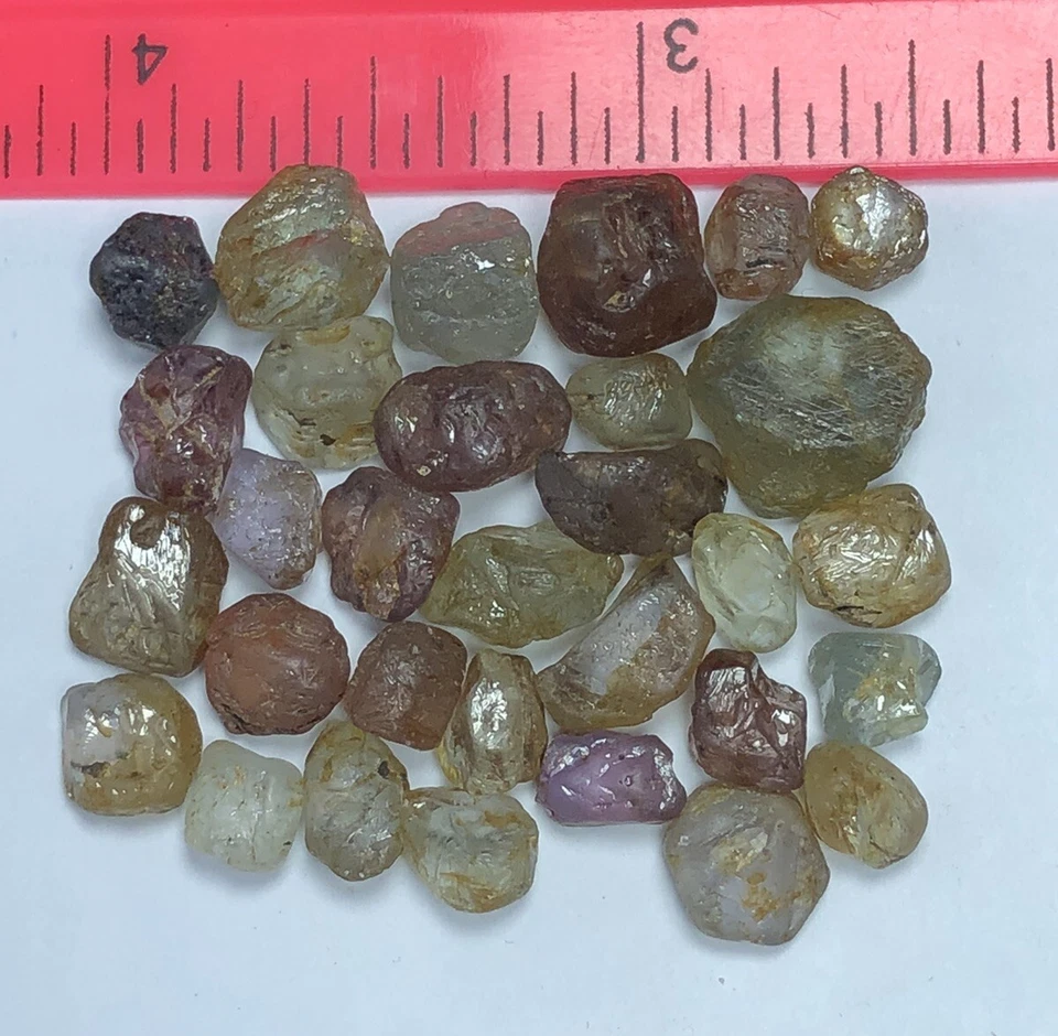 69.50 Carat Faceted Natural Bi Colour Sapphire Lot from Africa Loose gemstone - Image 2 of 4