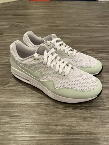 NEW Nike Air Max 1 G Gray 2020 CI7736-111 womens size 11 lpga mint