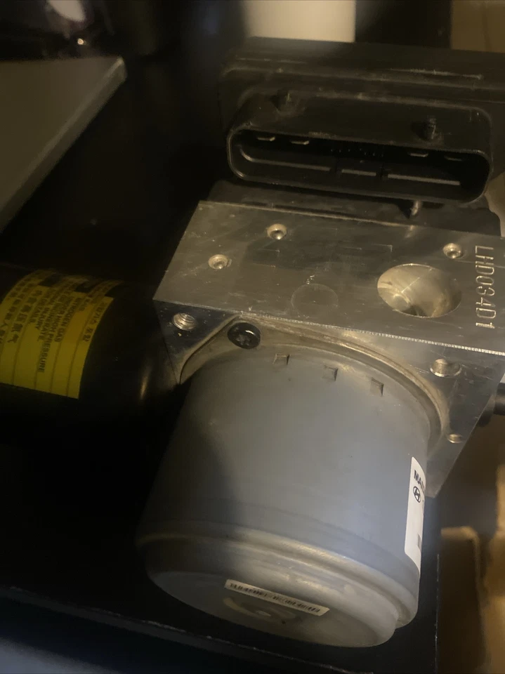 Kia Optima Hybrid Active Hydraulic - Image 2 of 4