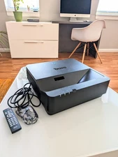 BenQ LU960UST Short Throw Projector