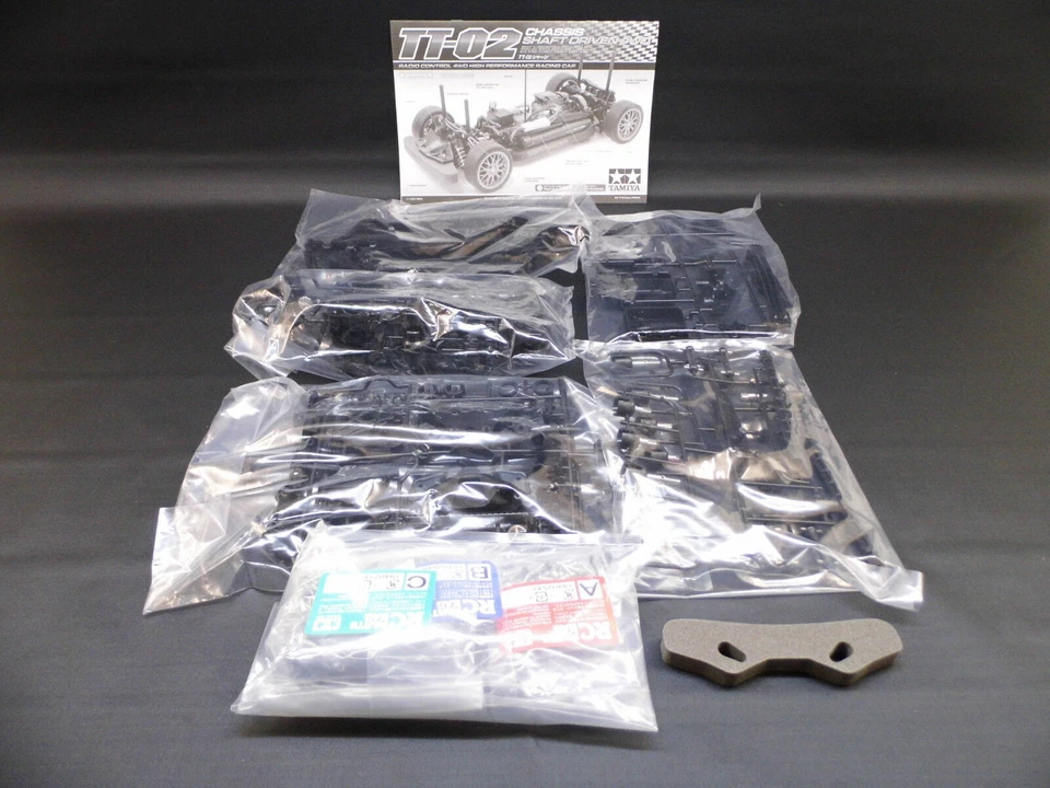 TAMIYA TT-02 CHASSIS BAUSATZ IN DER "TÜTE" - EXKLUSIV BY RACERS PARADISE! - Bild 2 von 2