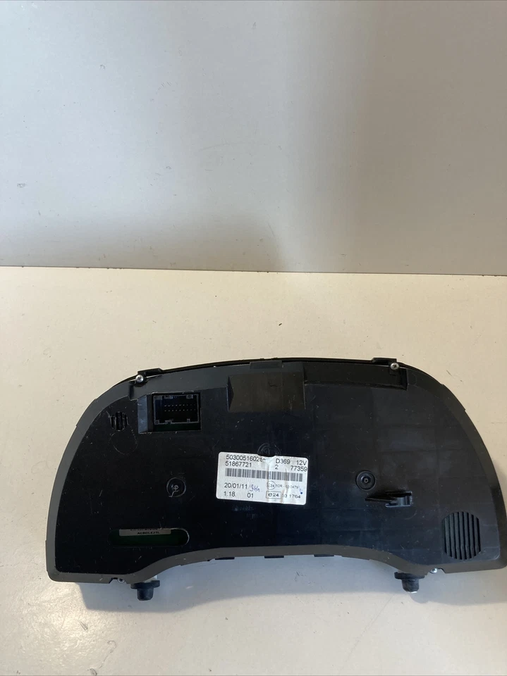 Fiat Doblo Speedometer Taho Instrument 51867721 Genuine 1.6 M Jet 2012 Rhd - Image 4 of 4