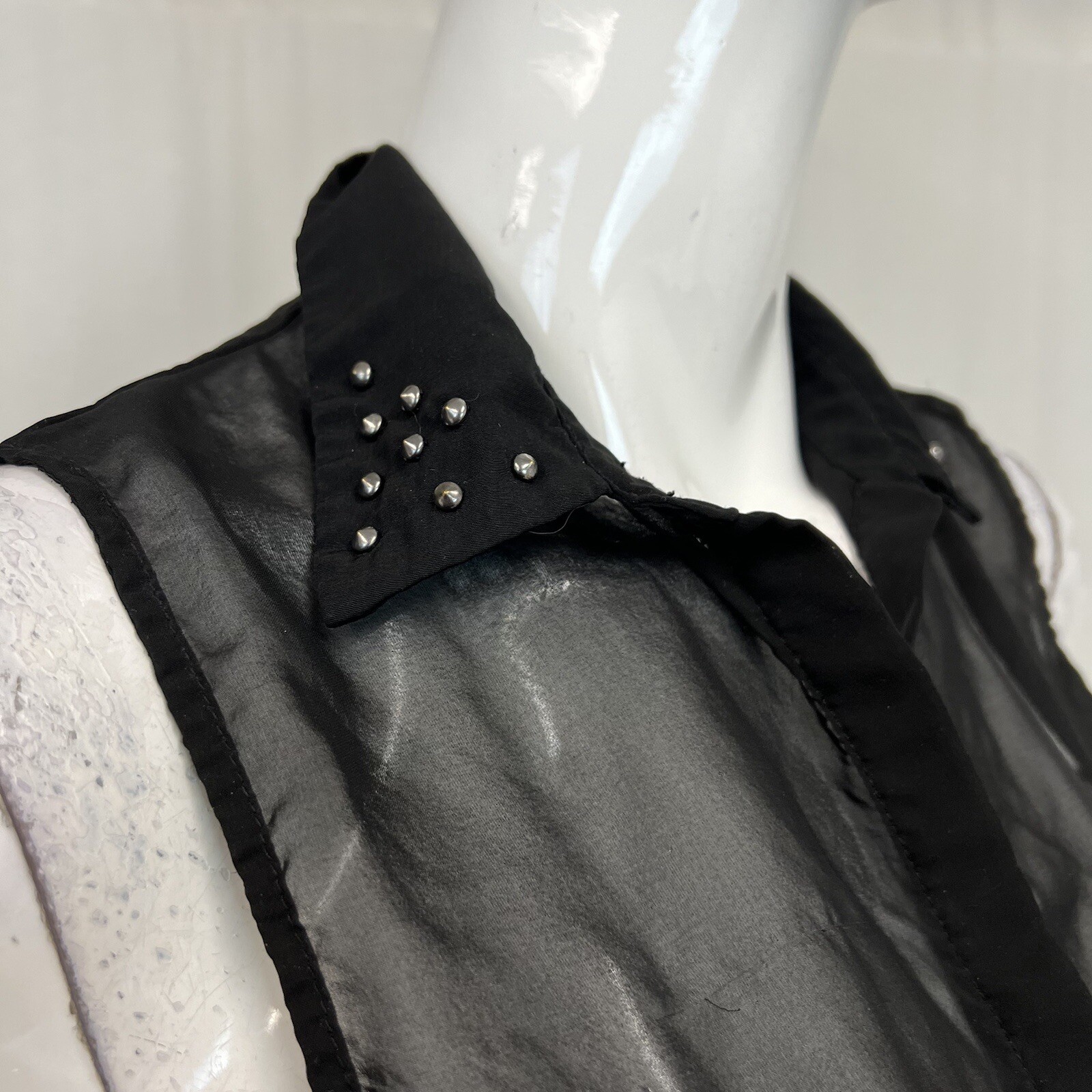 Zara Basic Small Black Sleeveless Button Front Sh… - image 6