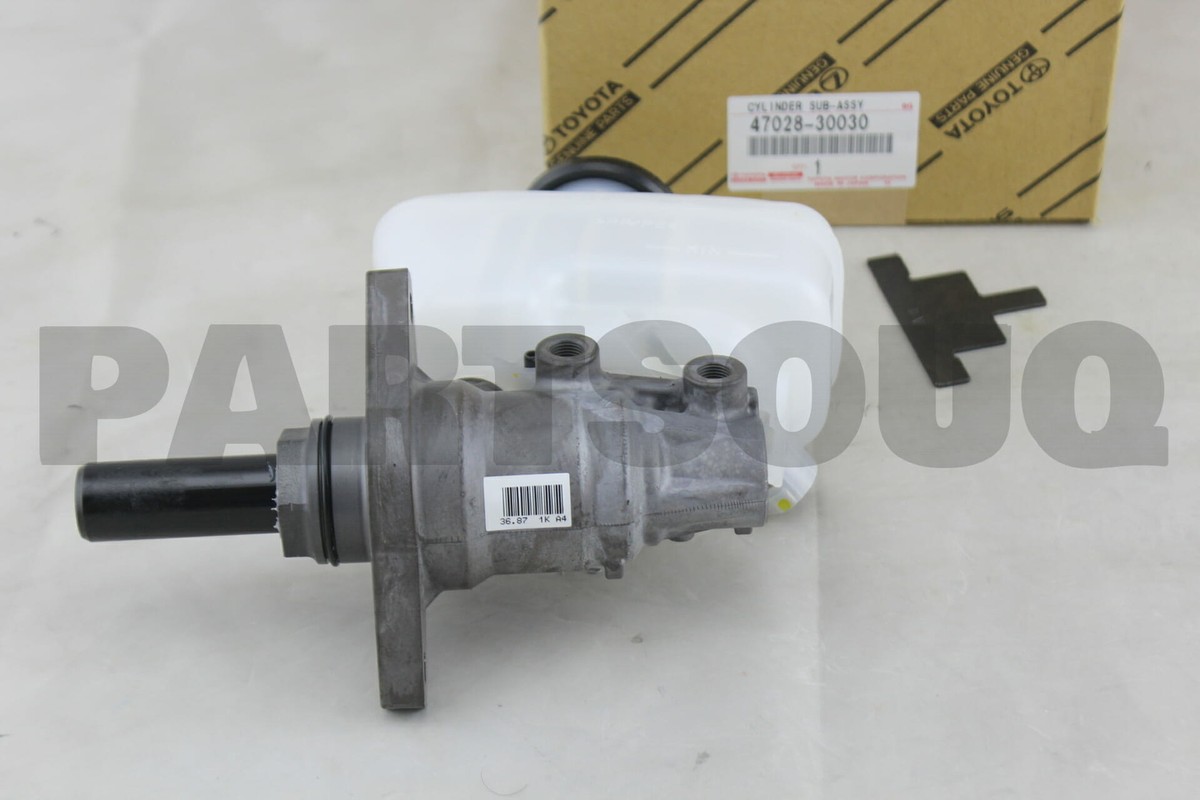 4702830030 Genuine Toyota CYLINDER SUB-ASSY, BRAKE MASTER W