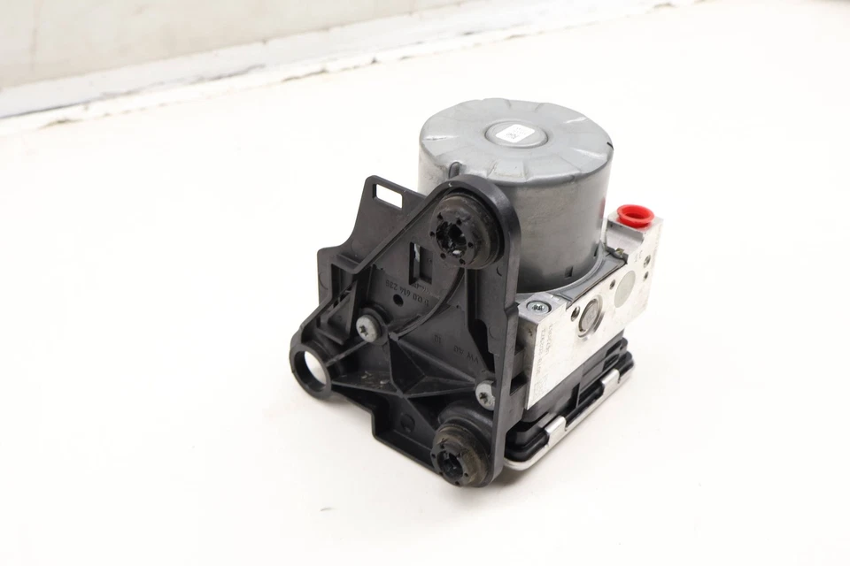 2017-2018 AUDI A3 SPORTBACK E-TRON - ABS PUMP / Module UNIT 5Q0614517GA - Image 2 of 4