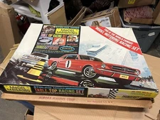 67 AURORA MODEL MOTORING STIRLING MOSS SLOT CAR TABLE TOP RACING SET box &carton