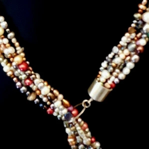 COLLAR 6 HEBRAS MULTICOLOR PERLAS AGUA DULCE LARIAT Y PLATA DE LEY Foto 3 de 4