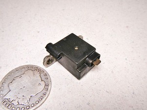 88 Honda TRX300 Fourtrax TRX 300 Magnetic Pickup Pulser Coil Pulse Generator Asy
