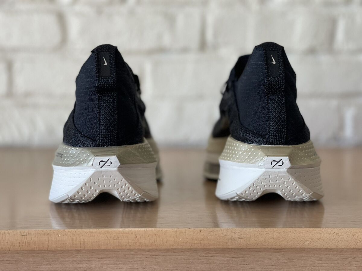 Nike Air Zoom AlphaFly Next % 2 Black Gold Men 7 / Women 8.5 Nike Air Zoom AlphaFly Next % 2 Black Gold Men 7 / Women 8.5