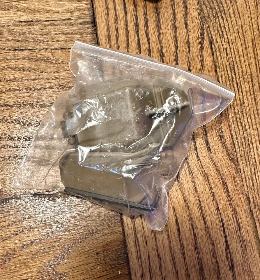 Safariland 7360RDS ALS/SLS Lev-3 RH FDE Duty Holster SIG P320 X-FIVE w LIGHT/RDS - Image 2 of 4