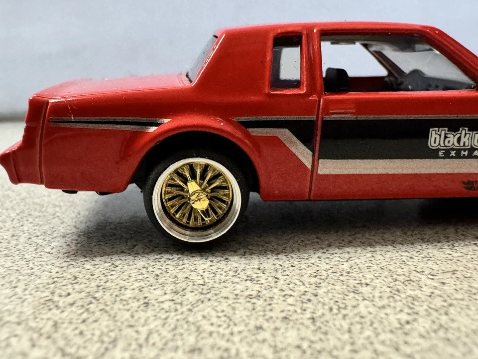 Hot Wheels Muscle Mania 4/10 2020 Red '87 Buick Regal GNX Loose LODC Wheel Swap - Image 3 of 4