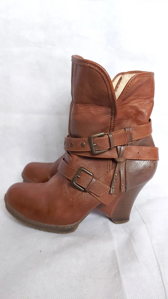 Botas de Tacón de Cuero Marrón, Mustang Zapatos Cálidos, Botines de Invierno Vintage, Talla 39 Foto 4 de 4