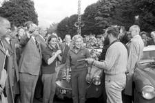 Pat Moss Carlsson Ann Wisdom Riley Austin healey 3000 are surpri- 1960 4x6 Photo