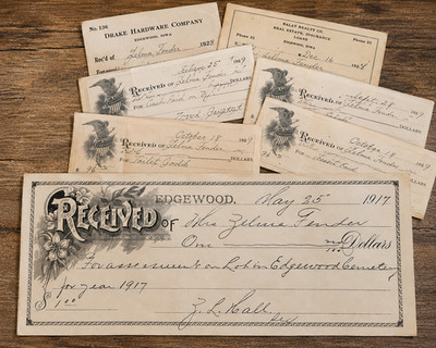 1917-1929 Edgewood IA Receipts Zelma Fender Genealogy Family Ephemera Lot