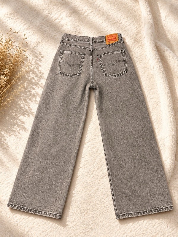 Levi's Men's Gray Denim Straight Leg Jeans Regular Fit 5-Pocket Light Wash 