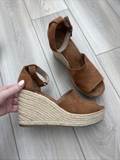 Universal Thread Brown Suede Wedges 8