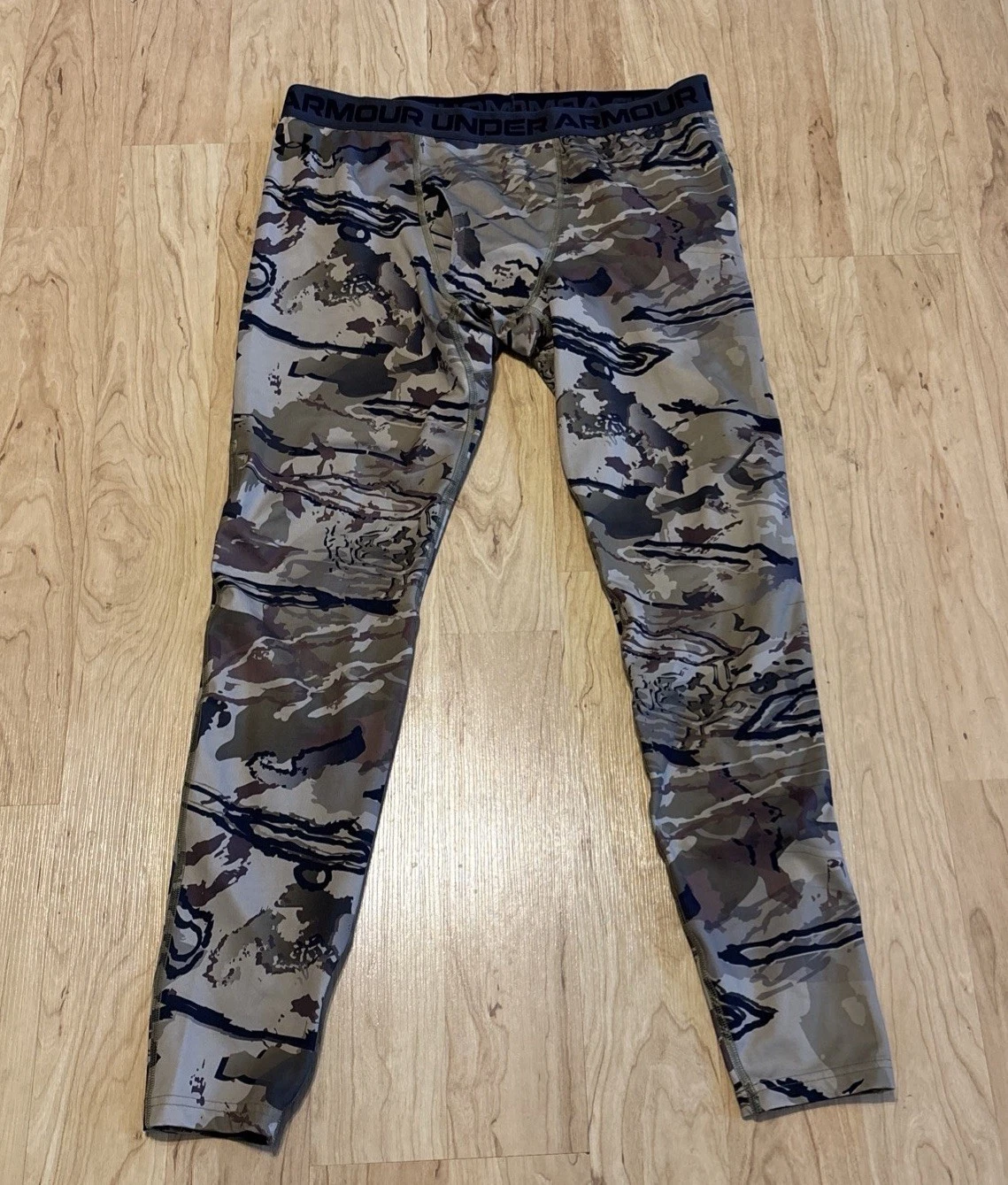 Under Armour Leggings Mens XL Camo HeatGear Compression Base Layer Pants
Opens in a new window or ta