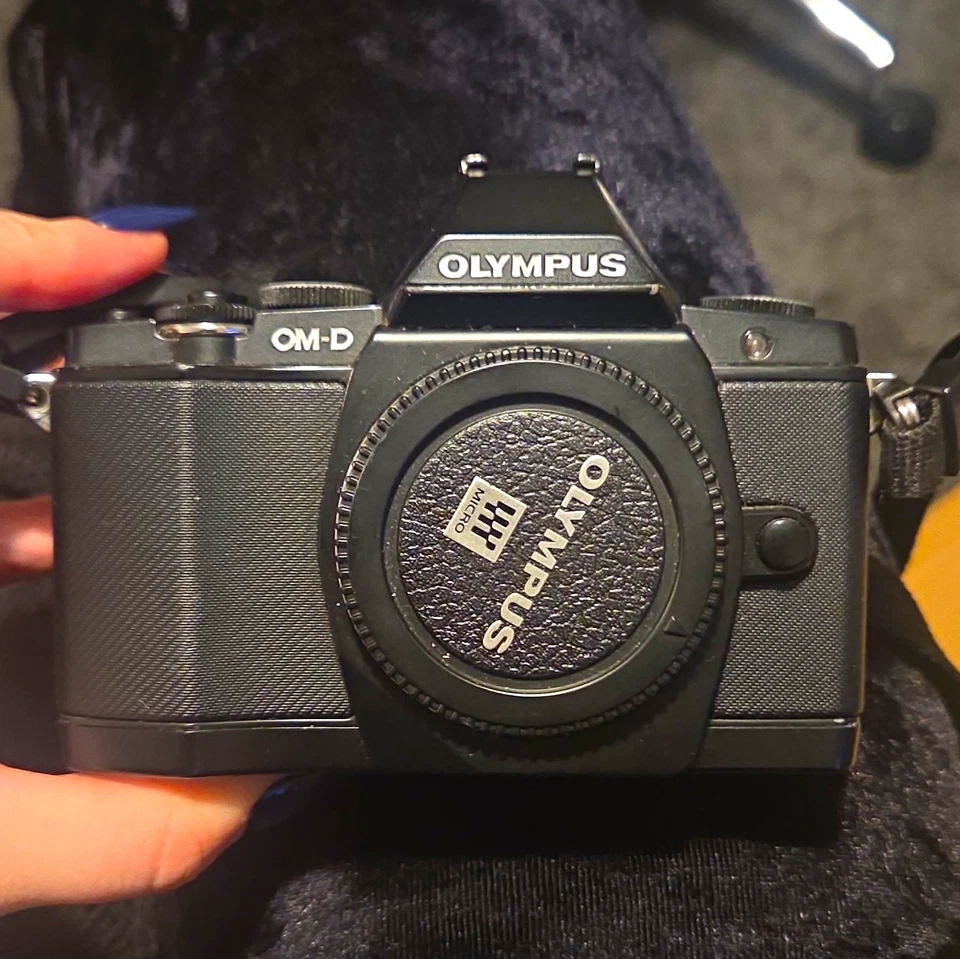 Olympus OM-D E-M5, photo 1 of 5