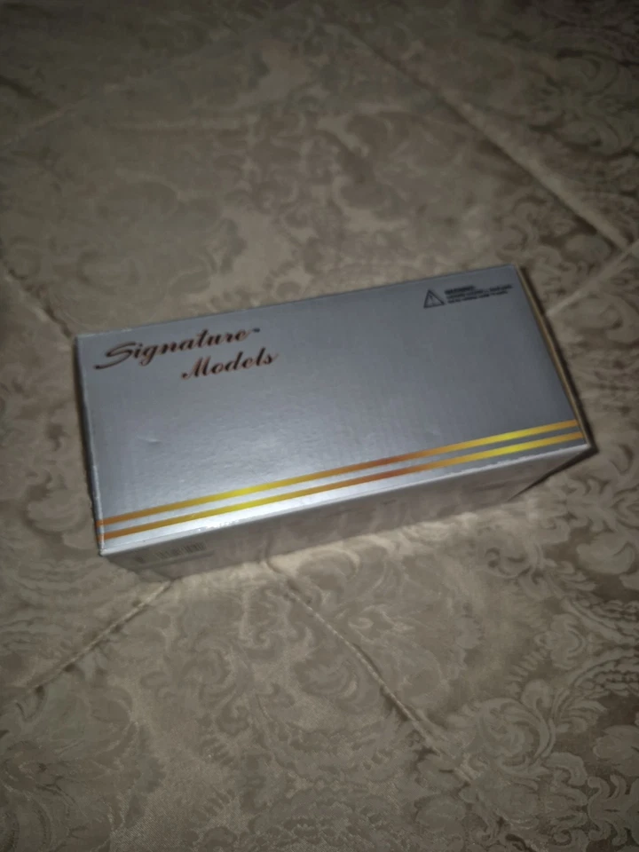 1949 FORD F1 DIECAST PICK UP TRUCK, 1:32 SCALE - Image 4 of 4