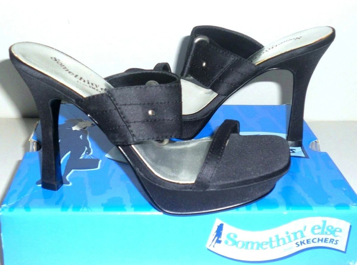 High clearance heel sketchers