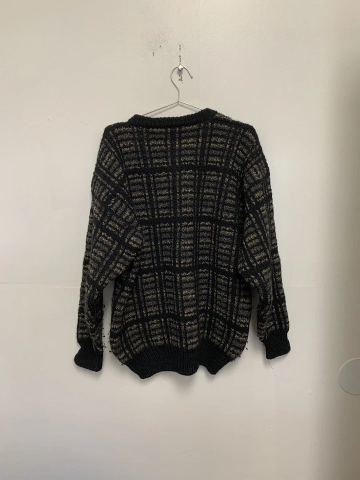 Vintage Bonner of Ireland Sweater L Pure New Wool Black Chunky Woolmark - Image 4 of 4