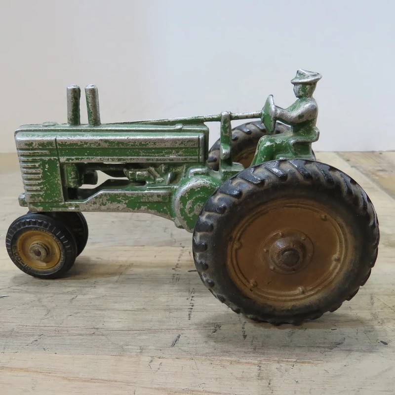 Ertl John Deere A Tractor Sand-Cast Aluminum Made USA 1947 1/20 JD-1947-G