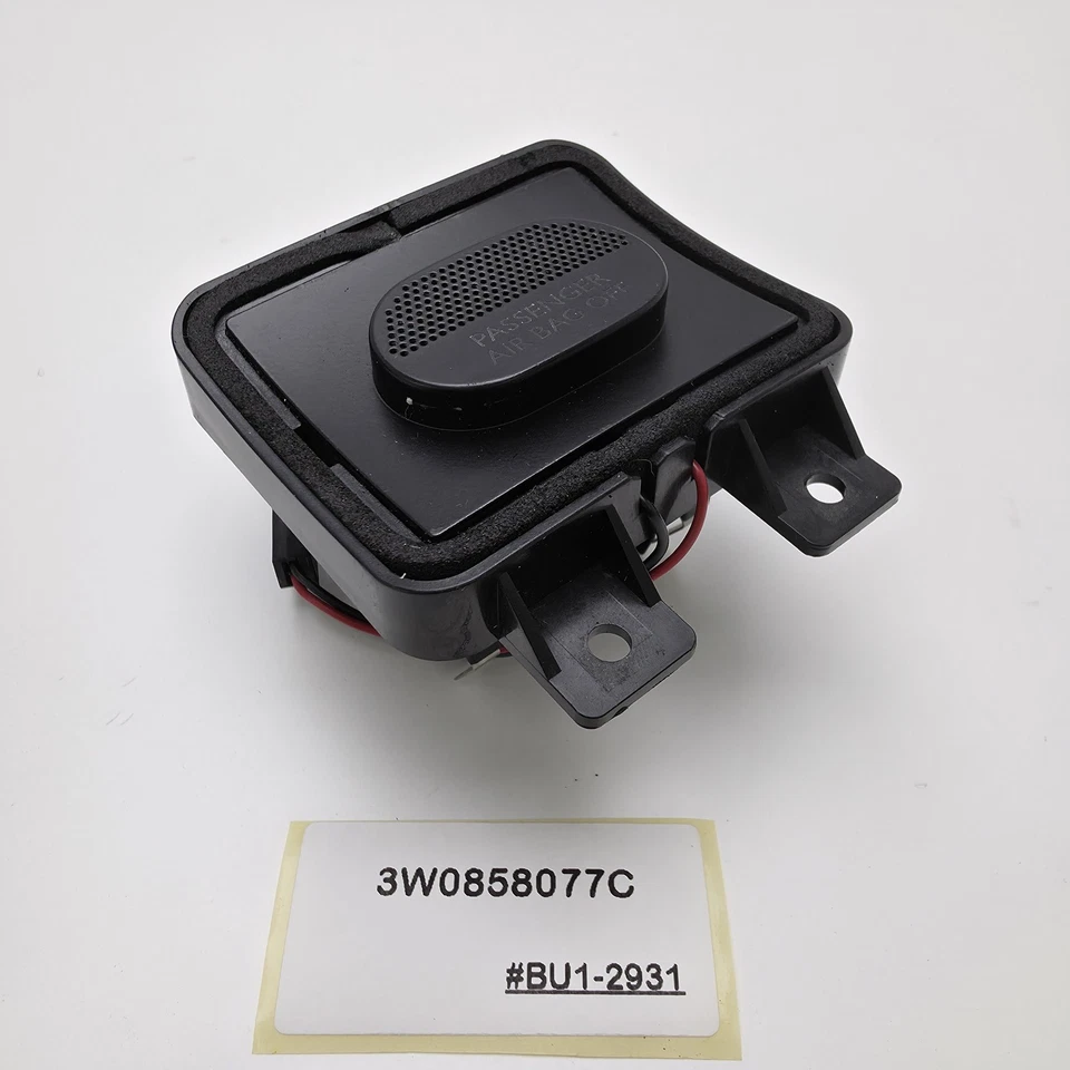 2004-2018 Bentley Continental GTC Temperature Sensor 3W0858077C - Image 4 of 4