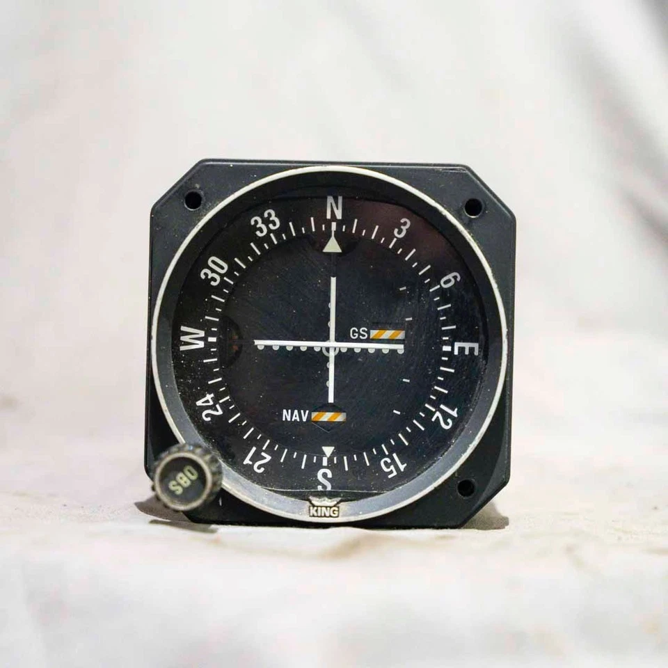 Indicador Bendix/King KI 209 -VOR/LOC/GS- Número de pieza: 066-3056-01 Foto 2 de 4