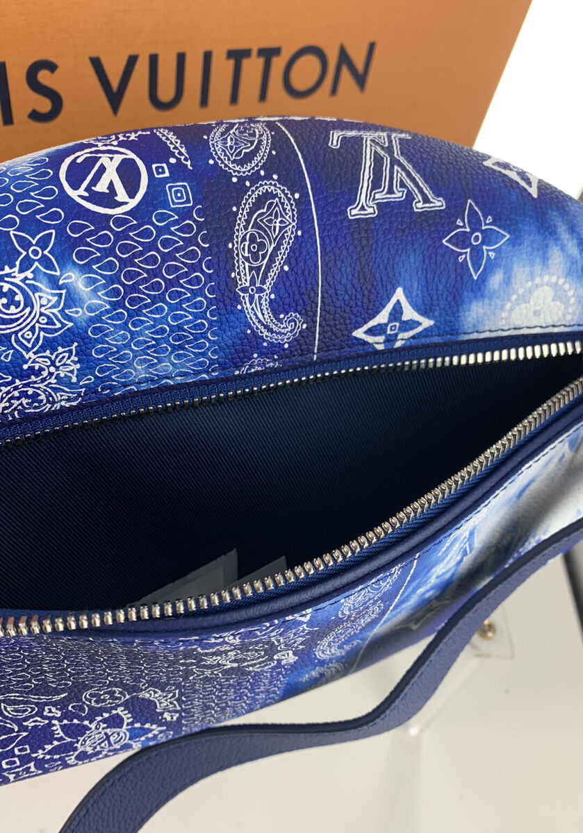 Louis Vuitton Discovery Bum Bag PM Bandana Blue Monogram Louis Vuitton Discovery Bum Bag PM Bandana Blue Monogram