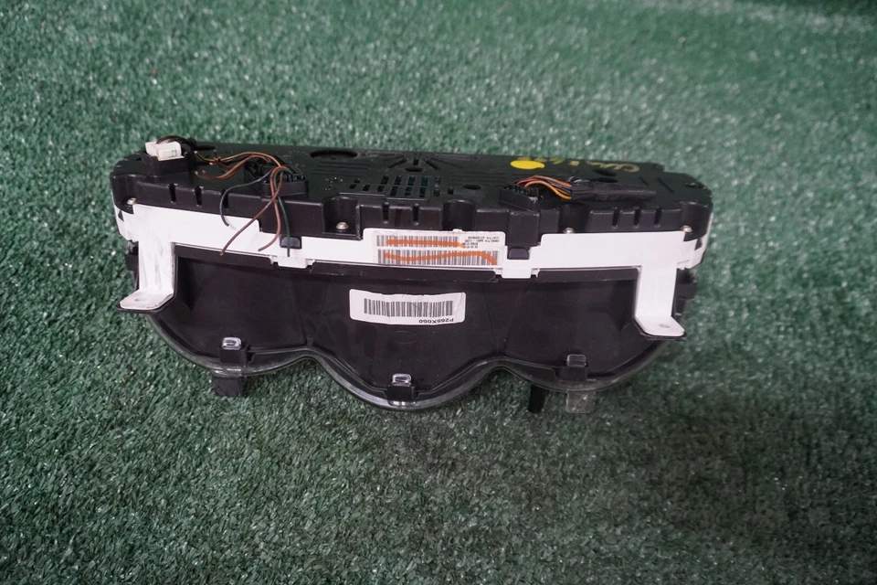 Kia Sorento 2012 2013 velocímetro calibre clúster OEM 940011U050 kilometraje sin circular Foto 2 de 4